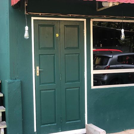 Rumah Tepi Istana Κουάλα Τερενγκάνου Εξωτερικό φωτογραφία