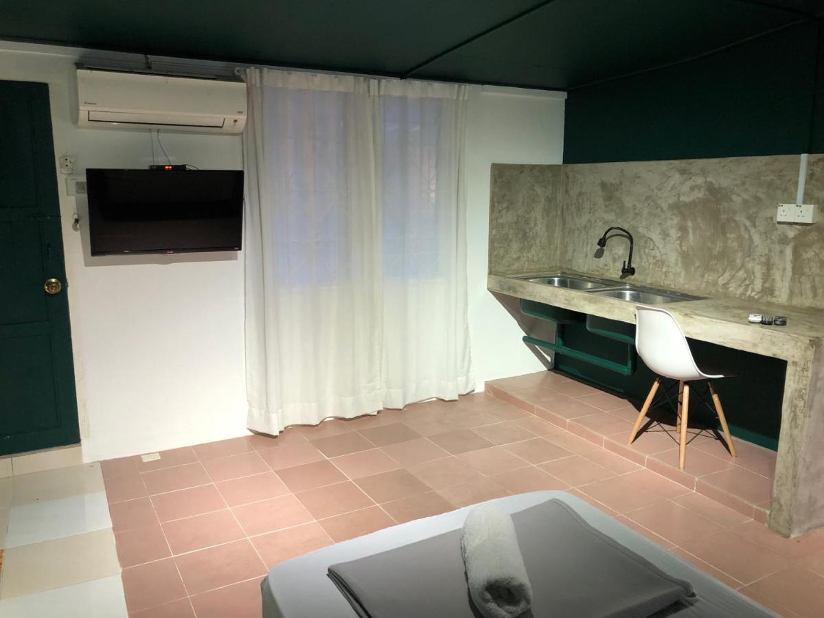 Rumah Tepi Istana Κουάλα Τερενγκάνου Εξωτερικό φωτογραφία