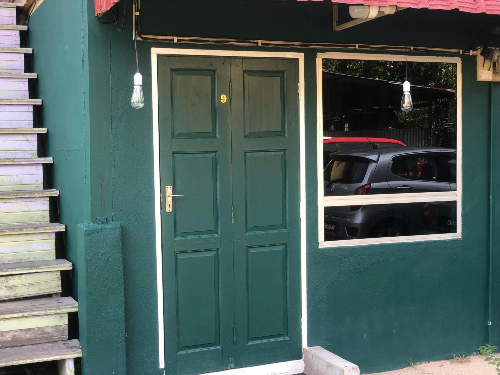 Rumah Tepi Istana Κουάλα Τερενγκάνου Εξωτερικό φωτογραφία